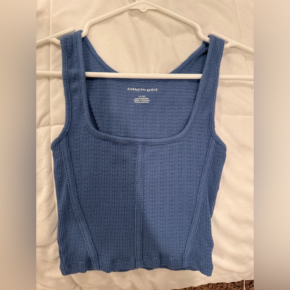 Blue cropped tank